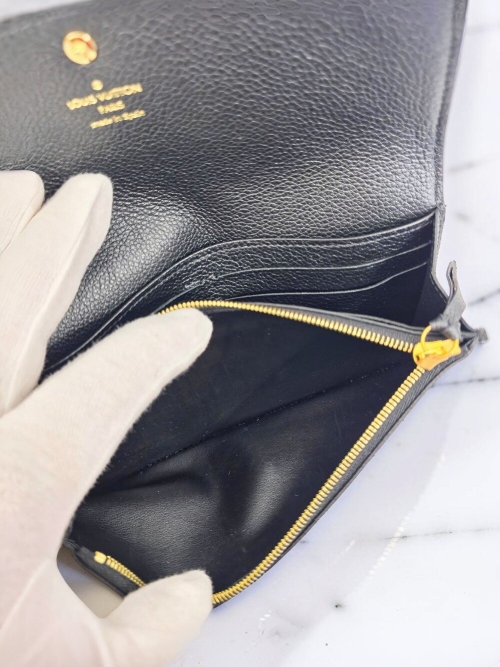 Louis Vuitton Emilie Monogram Empreinte Bicolor Long Wallet - Picture 14 of 16